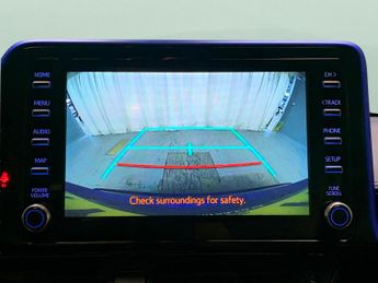 Toyota C-HR 1.8 VVT-h Dynamic CVT (122 ps) - HEATED SEATS