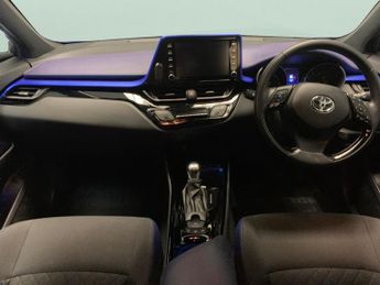 Toyota C-HR 1.8 VVT-h Dynamic CVT (122 ps) - HEATED SEATS