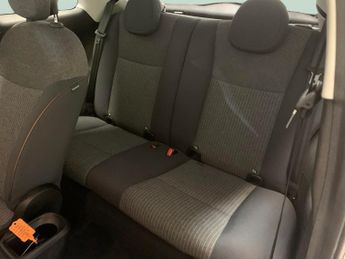 Fiat 500e 42kWh Icon (118 ps) - SPEED LIMIT RECOG - PARK SENSORS - DRIVING