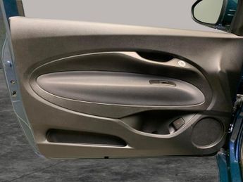 Fiat 500e 42kWh Icon (118 ps) - SPEED LIMIT RECOG - PARK SENSORS - DRIVING