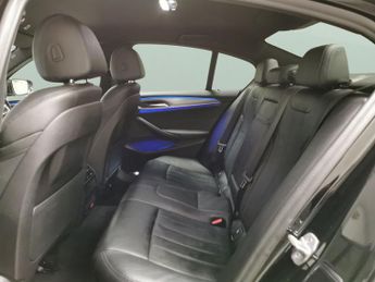 BMW 5 Series 2.0 520d MHT M Sport (190 ps) - DAKOTA LEATHER - LED - NAV