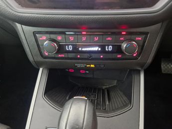 Seat Arona 1.0 TSI FR Red Edition DSG (110 ps) - CLIMATE CONTROL - PRIVACY 
