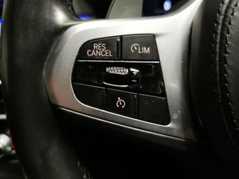 BMW 5 Series 2.0 520d MHT M Sport (190 ps) - DAKOTA LEATHER - LED - NAV