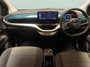 Fiat 500e 42kWh Icon (118 ps) - SPEED LIMIT RECOG - PARK SENSORS - DRIVING