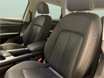 Audi e-tron 55 Technik quattro 95kWh (408 ps) - ADJUSTABLE SUSPENSION - LANE