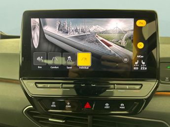 Volkswagen ID.3 Pro Performance 58kWh Life (204 ps) - PARK SENSORS - DAB