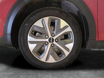 Kia Niro 39kWh 2 (134 bhp) - 17IN ALLOYS - AIR CON - PARK SENSORS