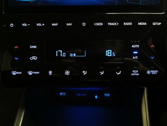 Hyundai Tucson 1.6 h T-GDi 13.8kWh Premium Plug-in 4WD (265 ps) - NAV - HEATED 