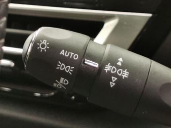 Citroen e-C4 50kWh Sense Plus (11kW Charger) (136 ps) - 18IN ALLOYS - DAB