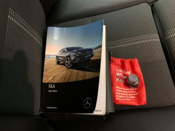 Mercedes-Benz GLA 1.6 GLA180 Urban Edition 7G-DCT (122 ps) - BLUETOOTH - DRIVING M
