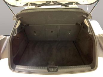 Mercedes-Benz GLA 1.6 GLA180 Urban Edition 7G-DCT (122 ps) - BLUETOOTH - DRIVING M