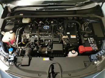 Toyota Corolla 1.8 VVT-h Icon Tech CVT (122 ps) - AUTO PARK - LED - REVERSE CAM