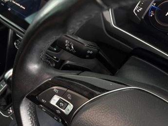 Volkswagen Tiguan 2.0 TDI SEL DSG (150 ps) - PAN ROOF - ADAPT CRUISE - CARPLAY