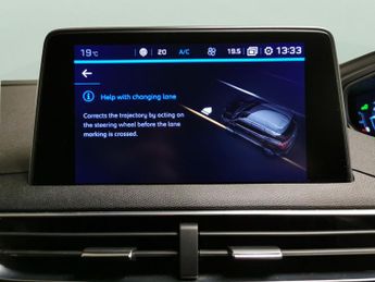 Peugeot 3008 1.2 PureTech Allure EAT (130 ps) - BLUETOOTH - CLIMATE CONTROL