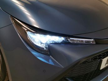 Toyota Corolla 1.8 VVT-h Icon Tech CVT (122 ps) - AUTO PARK - LED - REVERSE CAM