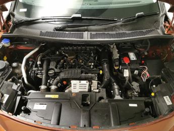 Peugeot 3008 1.2 PureTech Allure EAT (130 ps) - CLIMATE CONTROL - SPEED LIMIT