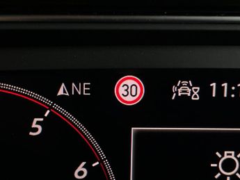 Volkswagen Polo 2.0 TSI GTI DSG (207 ps) - ACTIVE LANE ASSIST - LED - NAV