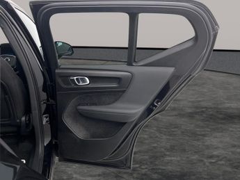 Volvo XC40 Recharge 69kWh Core RWD (238 ps) - DAB - USB AUDIO - CRUISE CONT