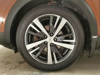 Peugeot 3008 1.2 PureTech Allure EAT (130 ps) - CLIMATE CONTROL - SPEED LIMIT