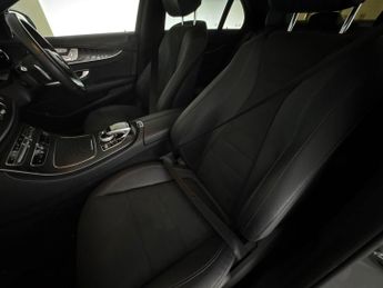 Mercedes-Benz E Class 2.0 E300e 13.5kWh AMG Line (Premium) Plug-in G-Tronic+ (320 ps) 