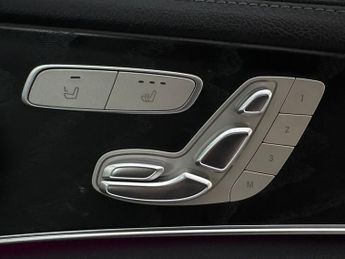 Mercedes-Benz E Class 2.0 E300e 13.5kWh AMG Line (Premium) Plug-in G-Tronic+ (320 ps) 