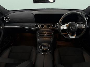Mercedes-Benz E Class 2.0 E300e 13.5kWh AMG Line (Premium) Plug-in G-Tronic+ (320 ps) 