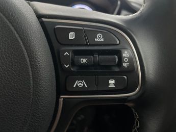 Kia Niro 64kWh 2 (201 bhp) - WIFI - BLUETOOTH - PADDLE SHIFT