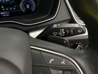Audi Q5 2.0 TDI 40 Sport S Tronic quattro (204 ps) - LED - REVERSE CAM