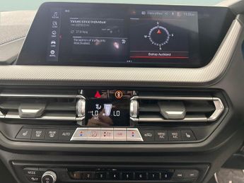 BMW 1 Series 1.5 118i M Sport (LCP) DCT (136 ps) - BMW CONNECTED PACKAGE PROF