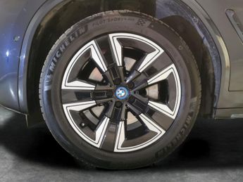 BMW iX3 80kWh M Sport (286 ps) - LEATHER - HEATED SEATS - HEATED STEERIN