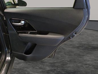 Kia Niro 64kWh 3 (201 bhp) - HEATED STEERING - BLUETOOTH - PADDLE SHIFT