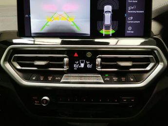 BMW iX3 80kWh M Sport (286 ps) - LEATHER - HEATED SEATS - HEATED STEERIN