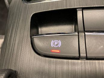 MG MG ZS 44.5kWh Excite (143 ps) - LANE DEPARTURE  - BLUETOOTH - DRIVING 