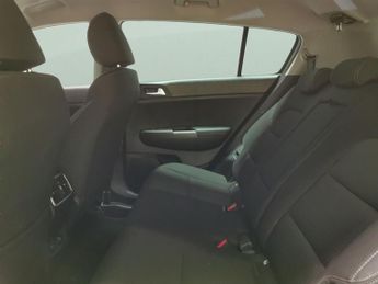 Kia Sportage 1.6 CRDi MHEV 2 DCT (134 bhp) - BLUETOOTH - PARK SENSORS