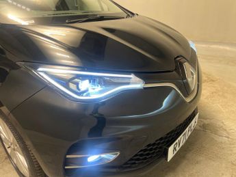 Renault Zoe R135 EV50 52kWh Iconic (Rapid Charge) (134 bhp) - DAB - USB AUDI