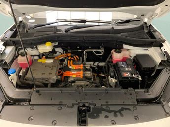 MG MG ZS 44.5kWh Excite (143 ps) - LANE DEPARTURE  - BLUETOOTH - DRIVING 