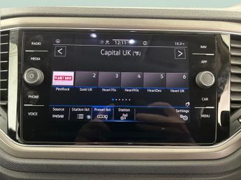 Volkswagen T-Roc 2.0 TDI EVO Design DSG (150 ps) - ADAPT CRUISE - CARPLAY - DAB