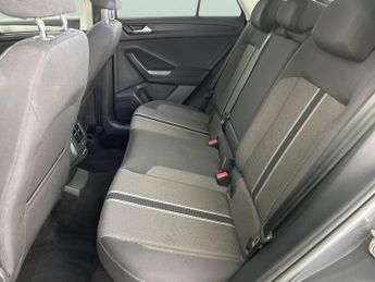 Volkswagen T-Roc 2.0 TDI EVO Design DSG (150 ps) - ADAPT CRUISE - CARPLAY - DAB