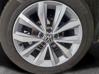 Volkswagen T-Roc 2.0 TDI EVO Design DSG (150 ps) - ADAPT CRUISE - CARPLAY - DAB