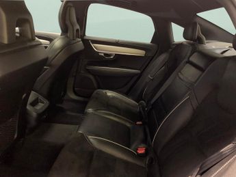 Volvo S90 2.0 D4 R-Design Pro (190 ps) - SENSUS SAT NAV - CARPLAY - KEYLES