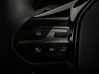 Peugeot 308 SW 1.5 BlueHDi Allure Premium EAT (130 ps) - REVERSE CAM - NAV - WI