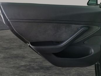 Tesla Model 3 Standard Range Plus RWD (241 bhp) - AUTO PARK - LED - REVERSE CA