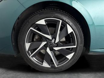 Peugeot 308 SW 1.5 BlueHDi Allure Premium EAT (130 ps) - REVERSE CAM - NAV - WI