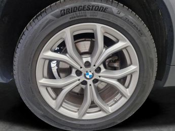 BMW X5 3.0 45e 24kWh xLine Plug-in xDrive (394 ps) - ADAPTIVE LIGHTS