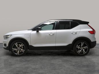 Volvo XC40 1.5h T5 Twin Engine Recharge 10.7kWh R-Design Plug-in (262 ps) -
