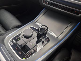 BMW X5 3.0 45e 24kWh xLine Plug-in xDrive (394 ps) - ADAPTIVE LIGHTS