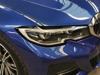 BMW 3 Series 2.0 330e 12kWh M Sport Plug-in (292 ps) - REVERSE CAM - HEATED S