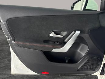 Mercedes-Benz A Class 1.3 A200 AMG Line 7G-DCT (163 ps) - BLUETOOTH - DRIVING MODES