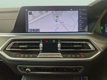 BMW X5 3.0 45e 24kWh xLine Plug-in xDrive (394 ps) - ADAPTIVE LIGHTS