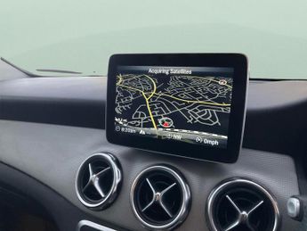 Mercedes-Benz GLA 1.6 GLA200 Sport (Executive) 7G-DCT (156 ps) - BLUETOOTH - DRIVI